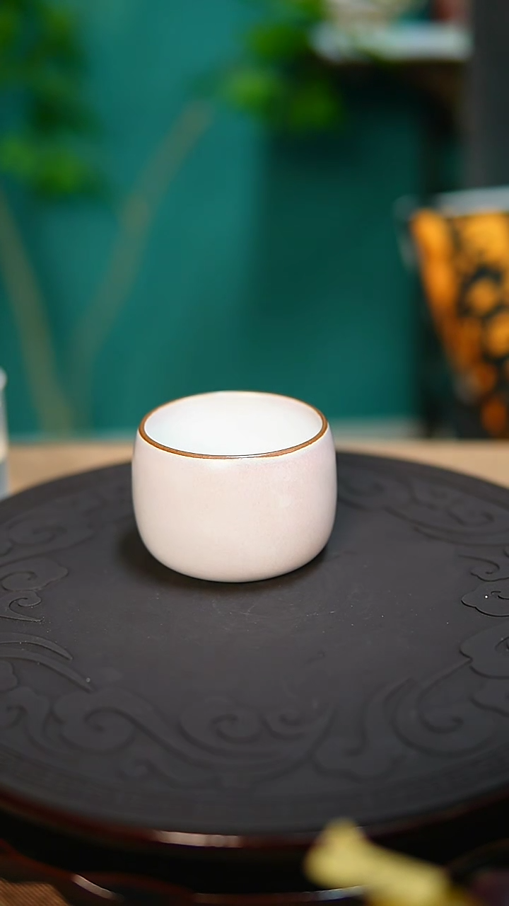 【闪购商品】杯原产地钧尚源钧瓷坐佛杯
