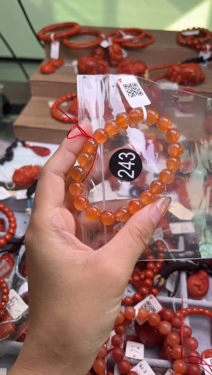 【闪购商品】南红玛瑙珠宝奇石未镶嵌243-9+