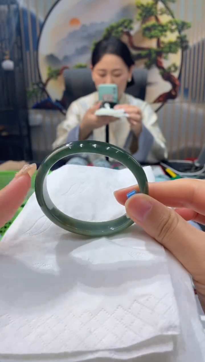 【闪购商品】翡翠手镯未镶嵌00003884