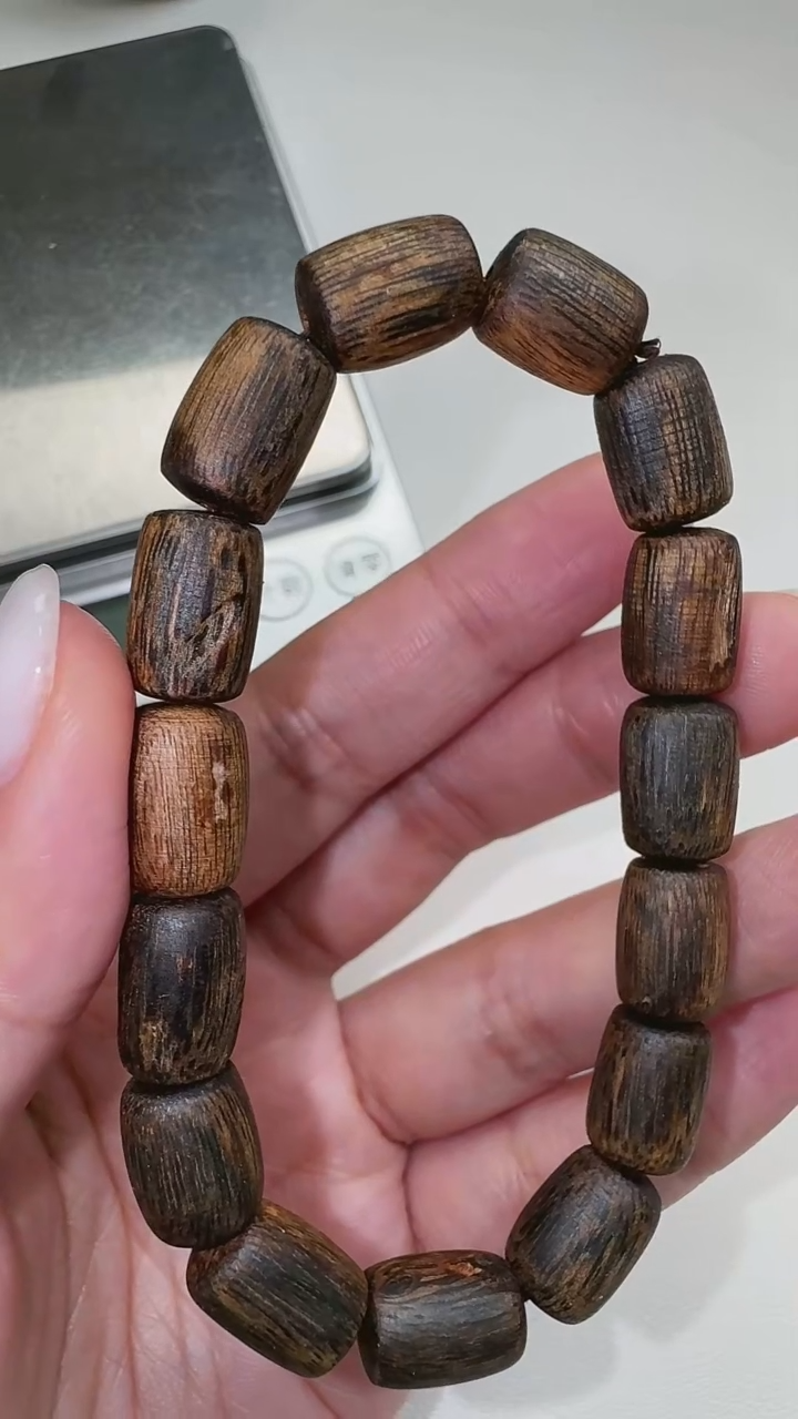 【闪购商品】沉香手串绿奇树心油单圈99沉