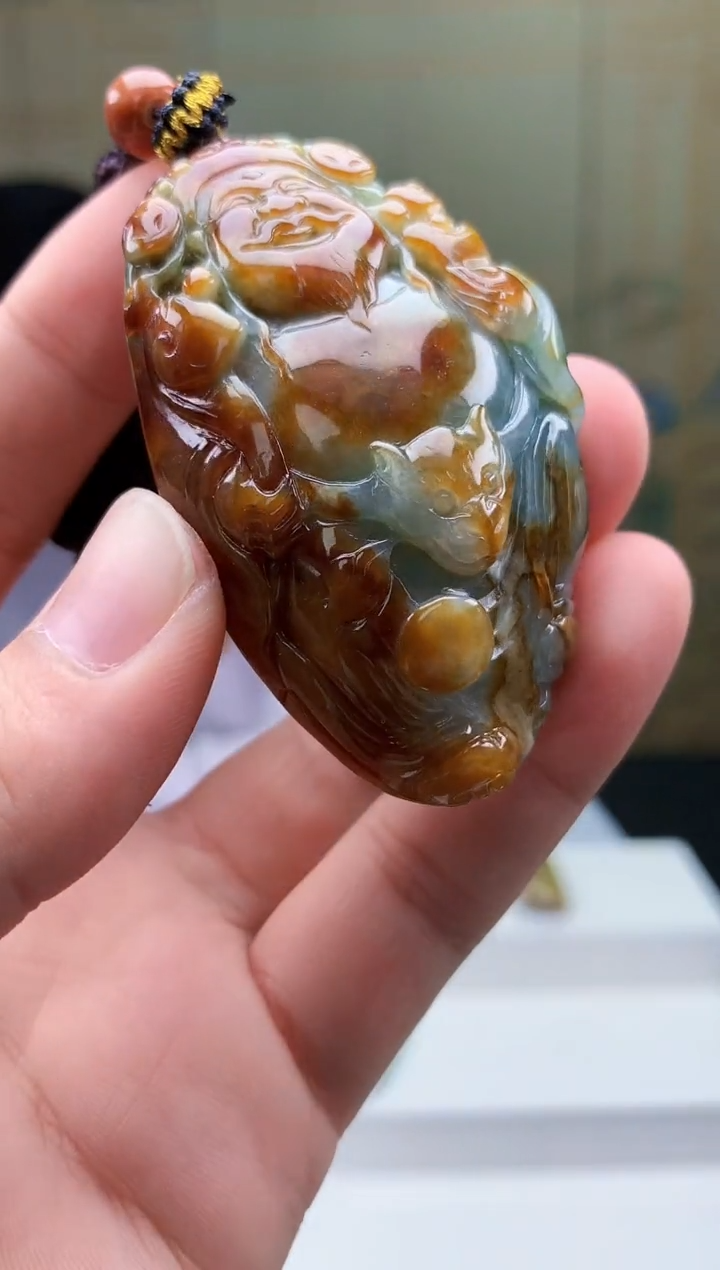 【闪购商品】定制翡翠未镶嵌4902bb-毛货挂件