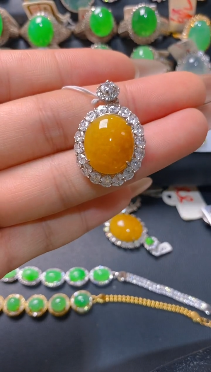 【闪购商品】翡翠耳饰银S925镶嵌天然A货翡翠1