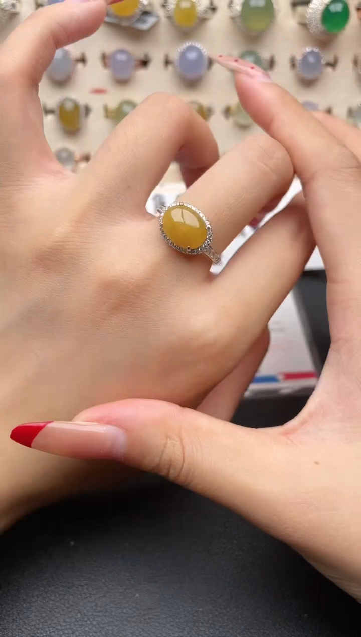 【闪购商品】翡翠戒指银S925镶嵌一物一证一礼盒