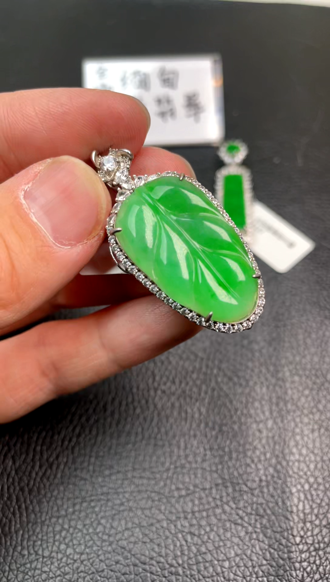 【闪购商品】翡翠吊坠(不含链)银S925镶嵌吊坠