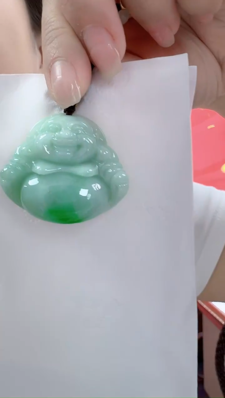 颈饰未镶嵌翡翠孤品佛公高34宽39厚12