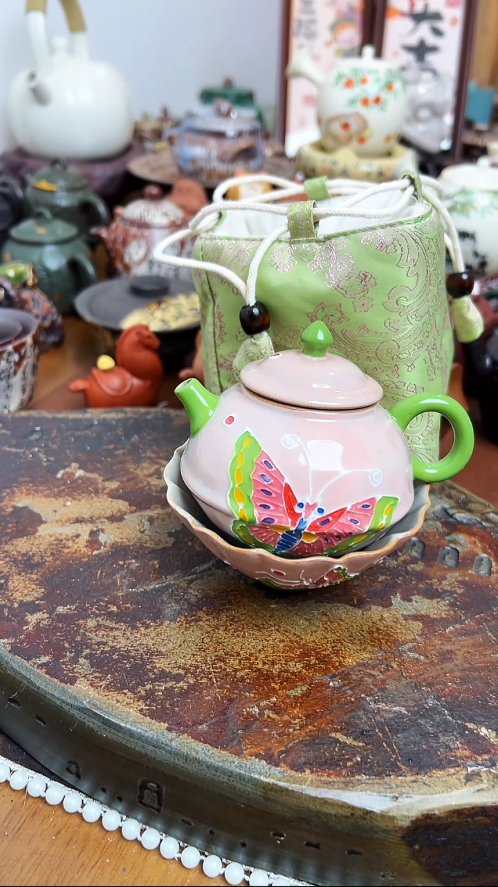 【 茶瓷物语】粉色茶壶配绿色袋子