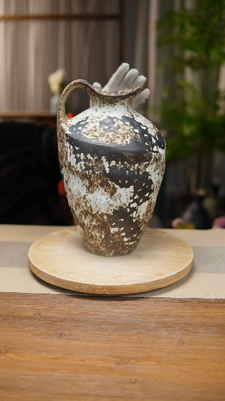 【闪购商品】陶瓷 花器诧寂黑奶壶