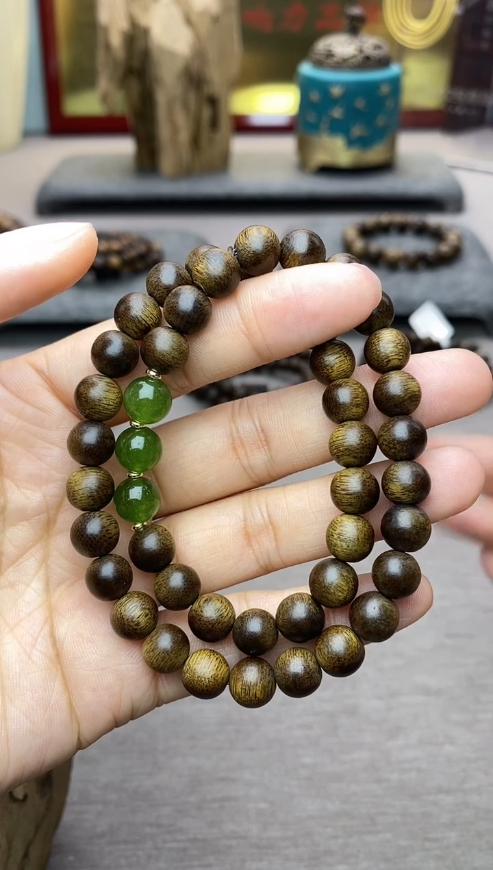 【闪购商品】沉香手串双圈芽庄玉化白棋楠0.8沉水+配饰