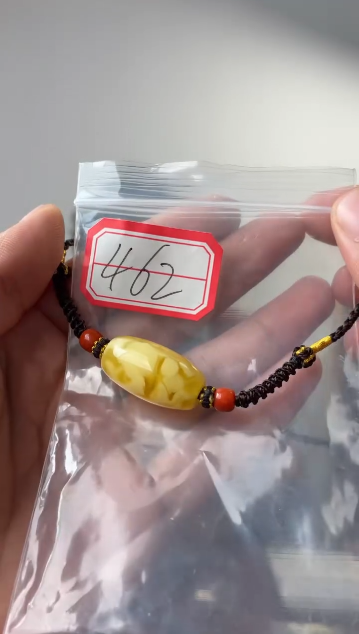 蜜蜡项链未镶嵌噶玛珠宝