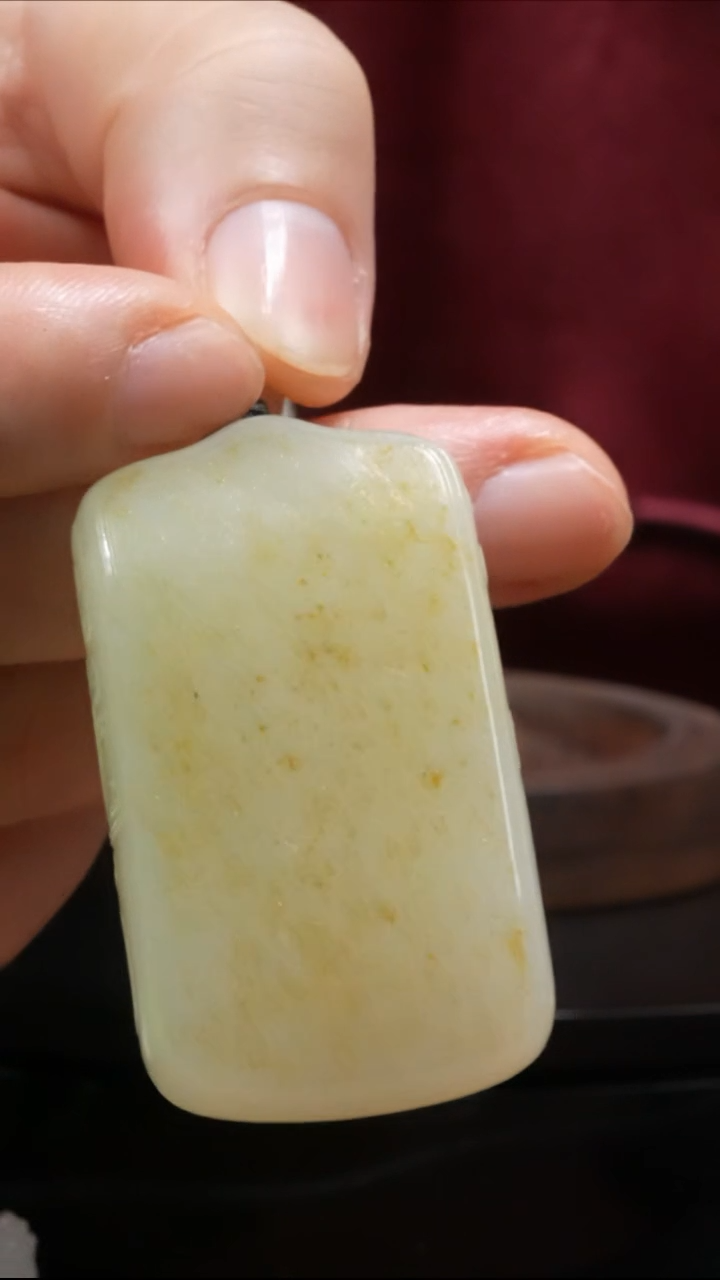【闪购商品】和田玉吊坠(不含链)未镶嵌52.7g和田玉原石
