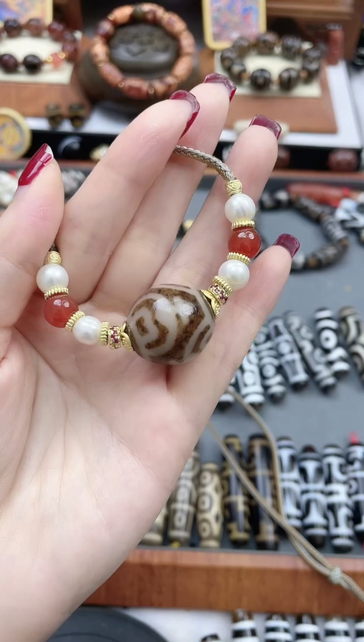 【闪购商品】玛瑙/玉髓珠珠未镶嵌宝瓶达洛项链
