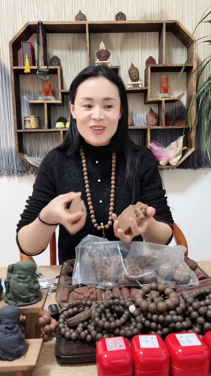 【闪购商品】泥塑鹅梨大蝴蝶牌