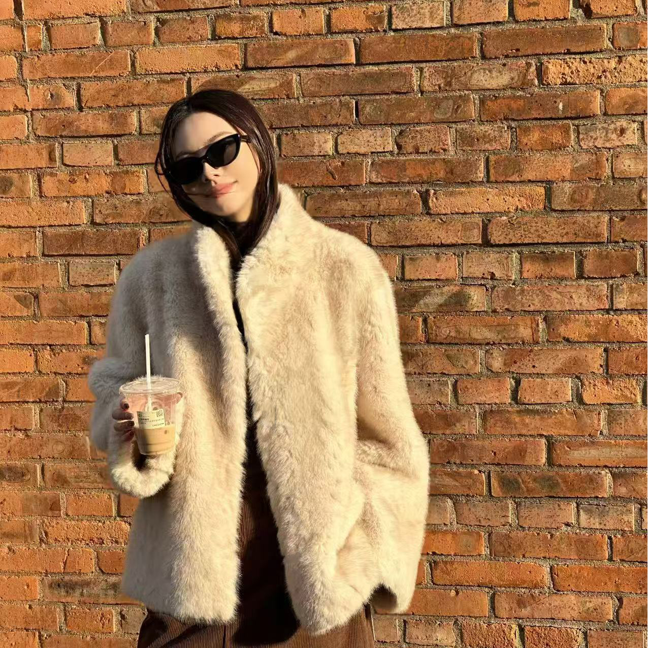 冬季保暖宽松版滑溜溜中长款银狐优雅风皮草外套女