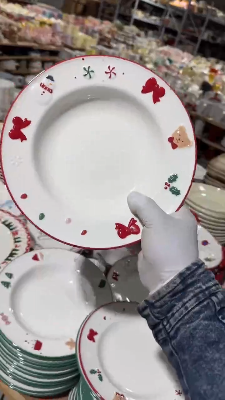 陶瓷圣诞草帽深盘微瑕 凑满20元包邮