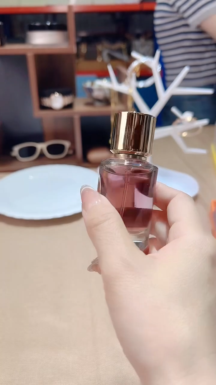 瓷片碗碟好物一件不留@@1