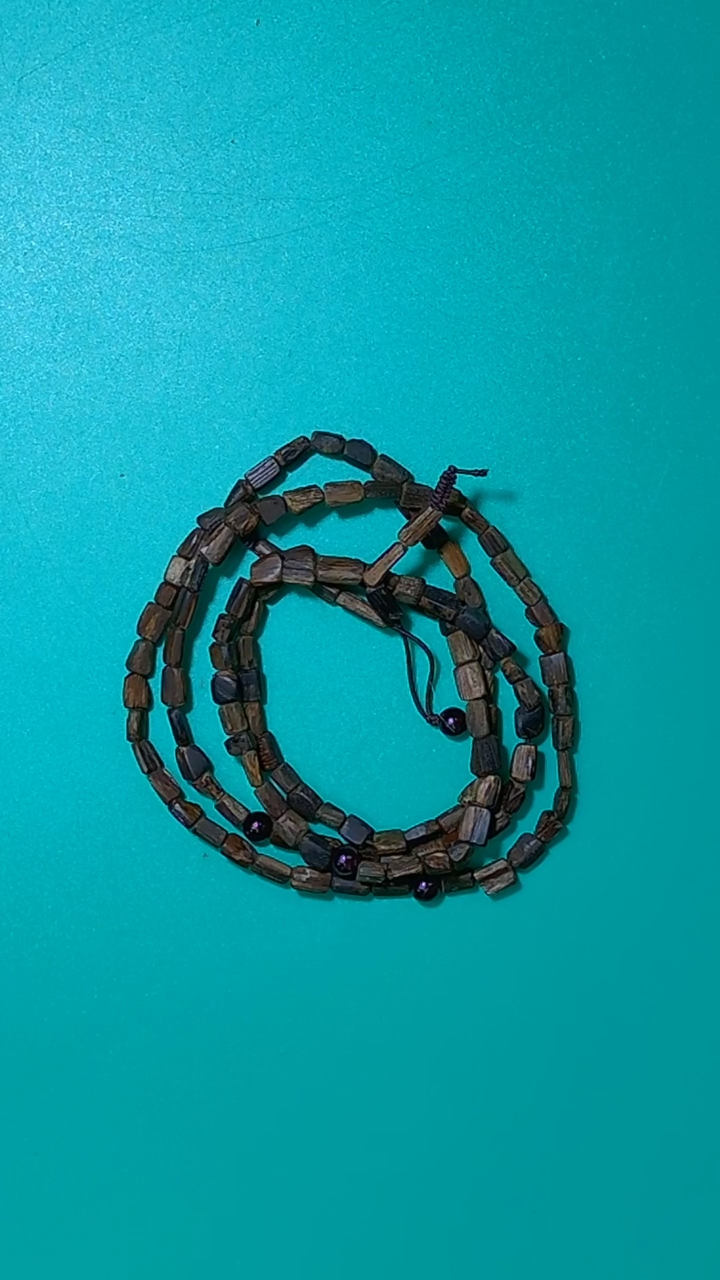 【闪购商品】沉香手串芽庄黑棋沉水级4.5mm随形多圈3075