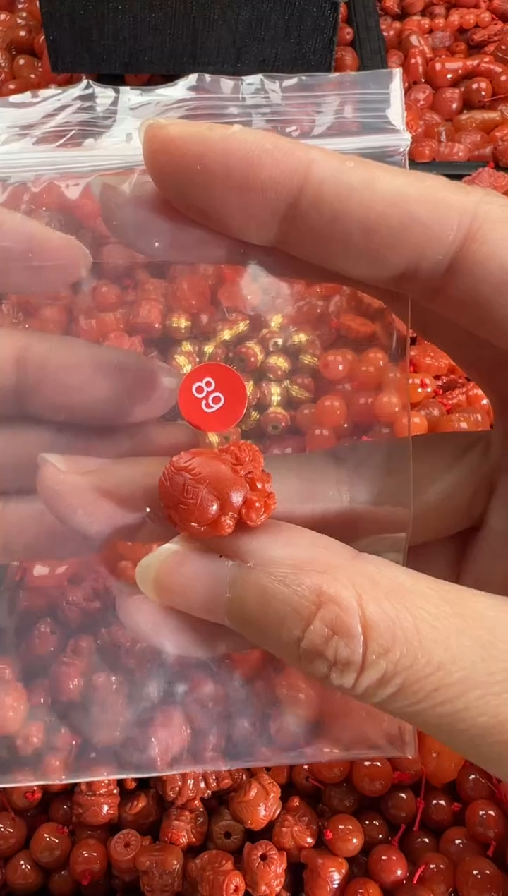 【闪购商品】南红玛瑙颈饰未镶嵌1