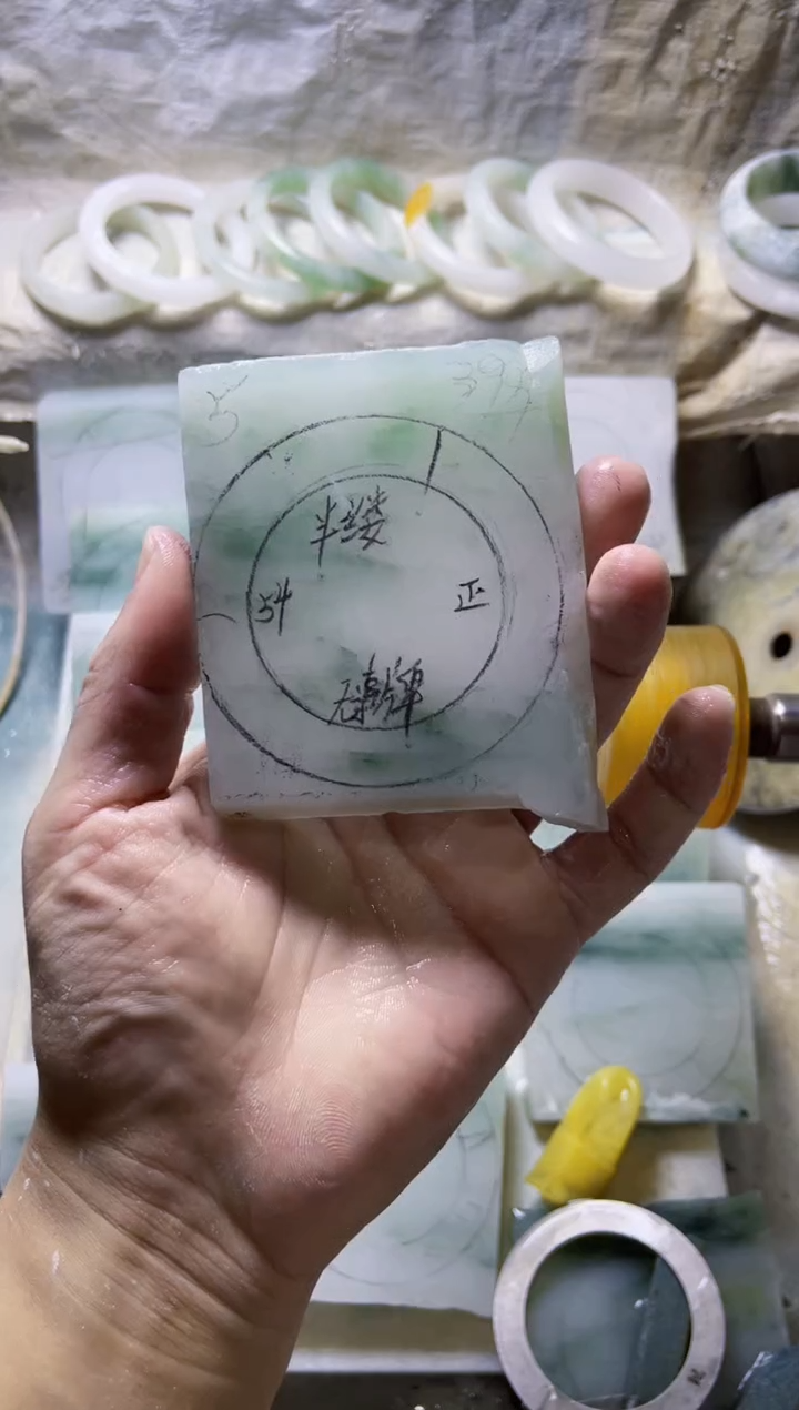 定制石英质玉（天山翠）半***烟定制款54