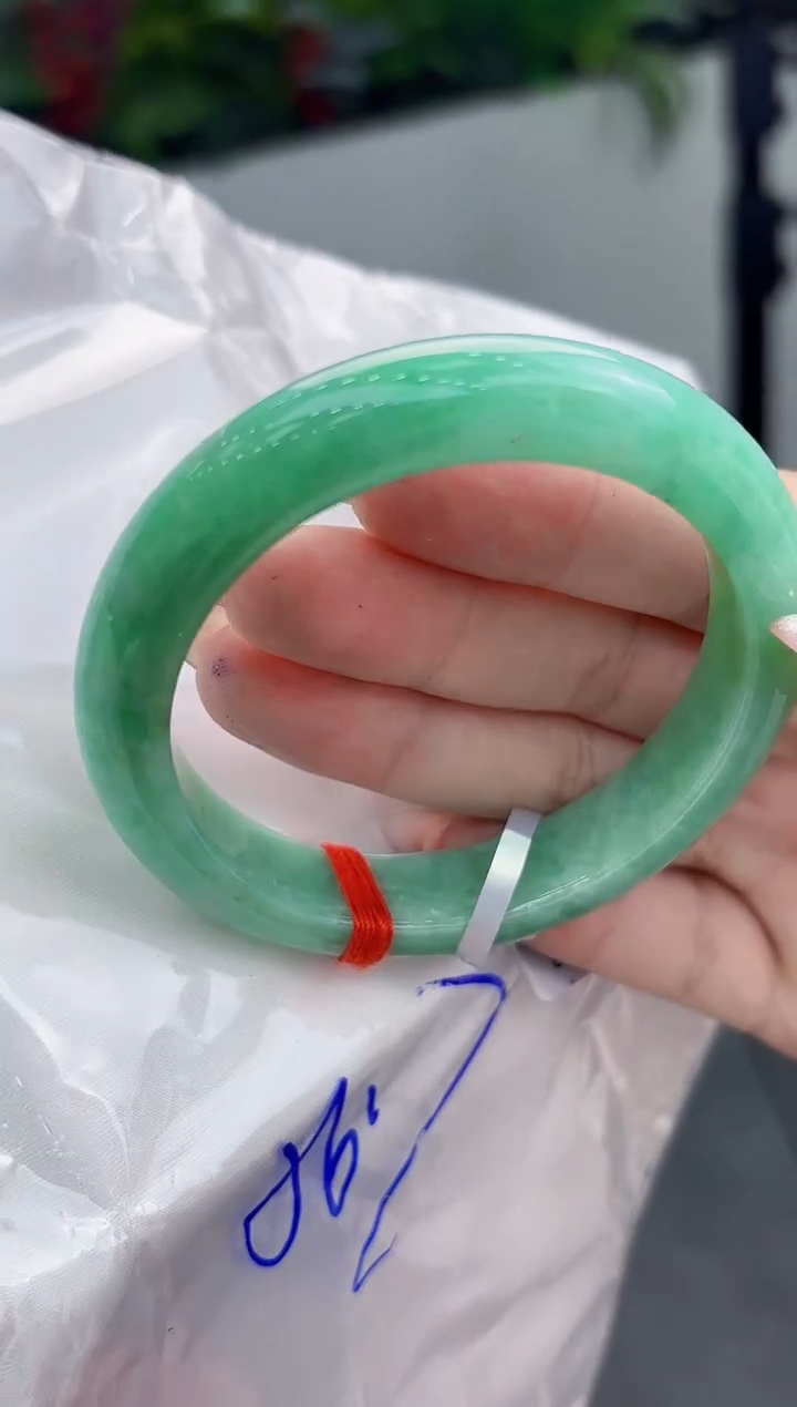 【闪购商品】翡翠手镯未镶嵌翡翠手镯