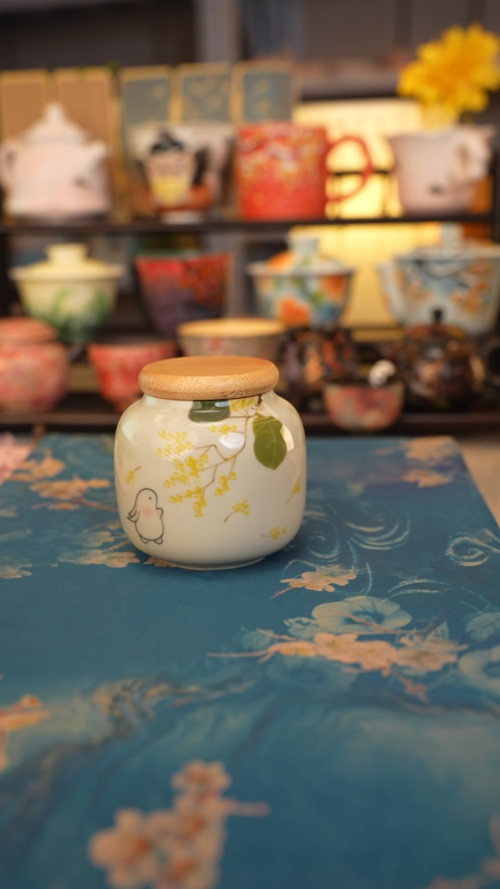 【闪购商品】福利品 桂花兔茶叶罐