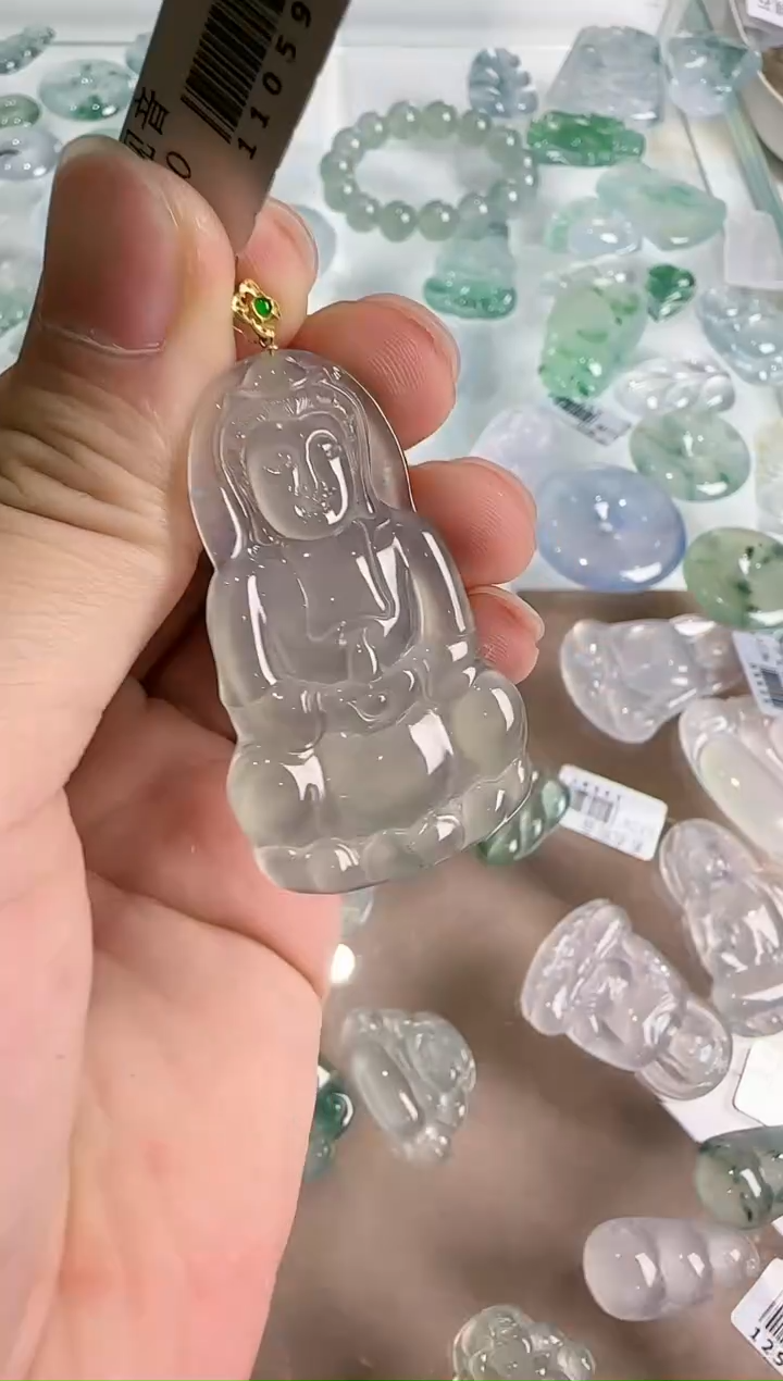 【闪购商品】翡翠吊坠(不含链)18K金镶嵌...
