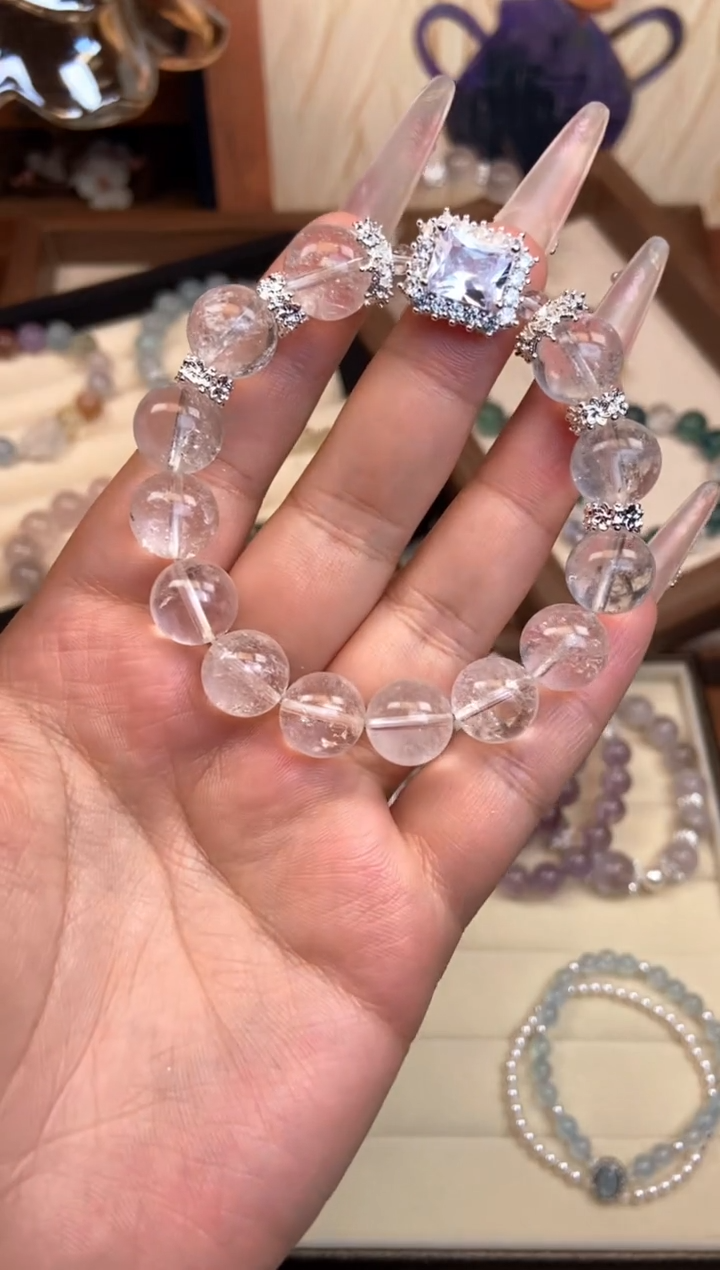 【闪购商品】水晶手链未镶嵌白是塞