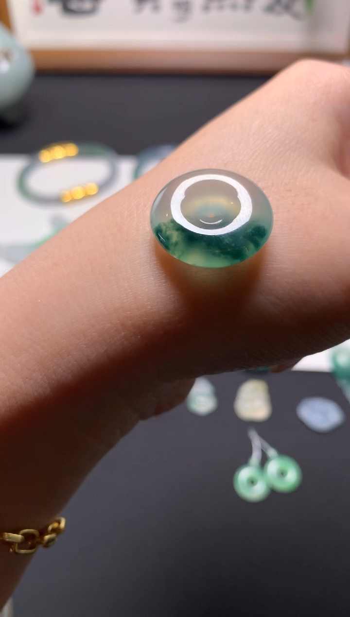 未镶嵌定制翡翠爸****4 0232266847 定金