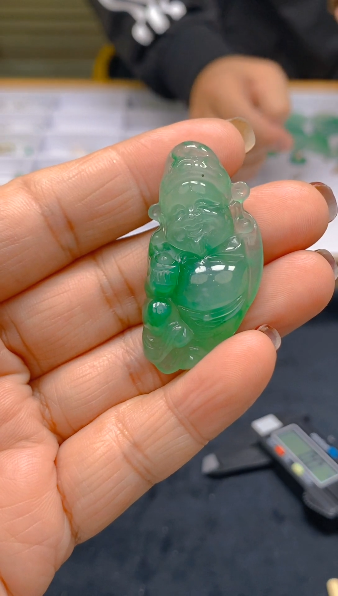 【闪购商品】石英质玉颈饰未镶嵌冰美人非洲翠，假一罚四047