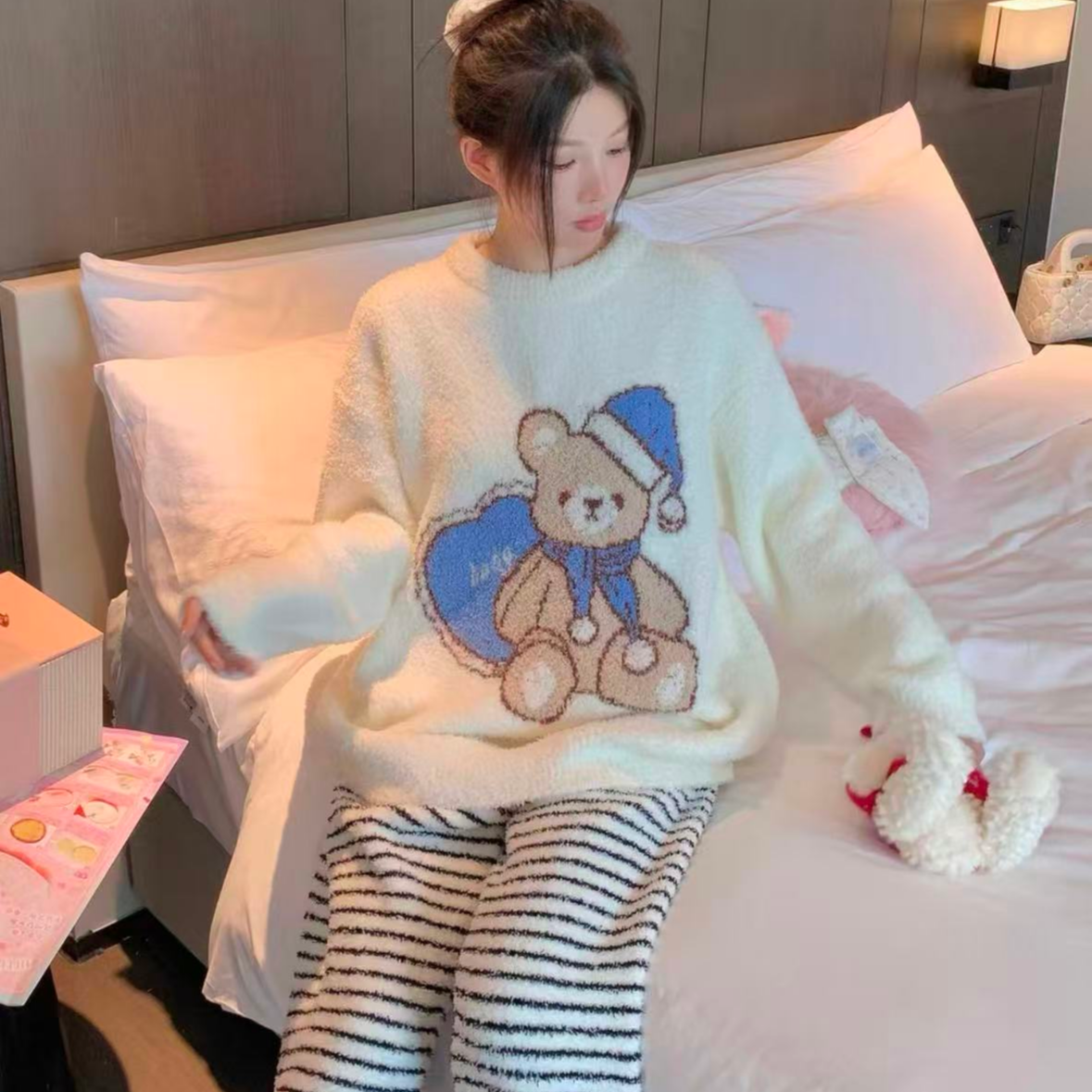 2025新款睡衣女秋冬季半边绒加厚加绒可爱卡通圆领家居服套装冬天