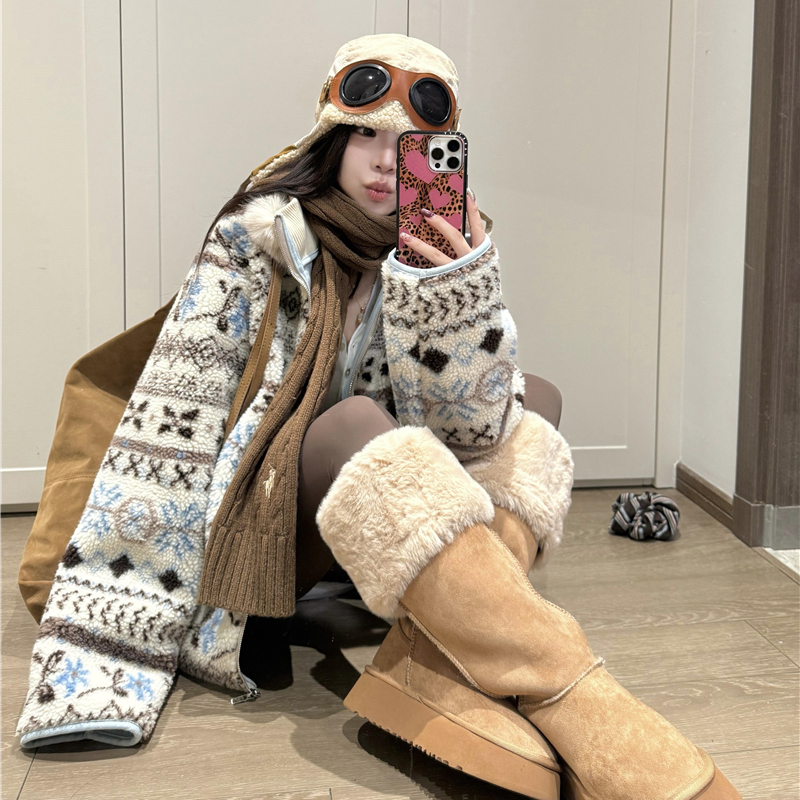 费尔岛来信 2025秋冬新款毛领外套复古港风保暖加厚印花连帽夹克