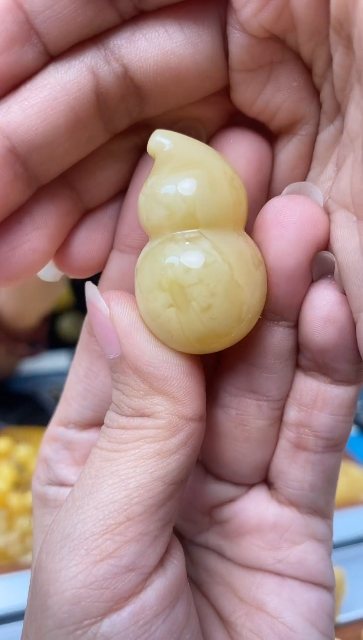 【闪购商品】琥珀裸石未镶嵌天然琥珀蜜蜡葫芦