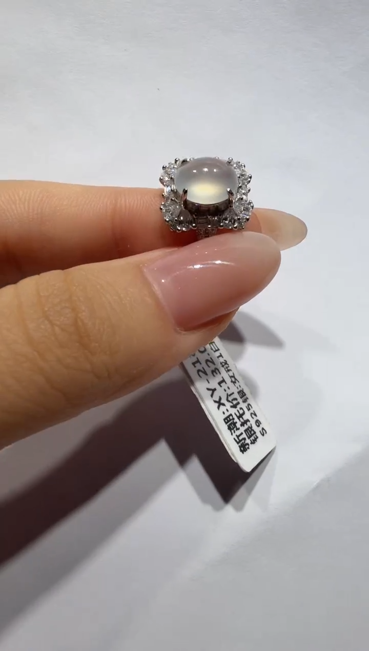 银S925镶嵌戒指翡翠925银镶缅甸A货翡翠戒指