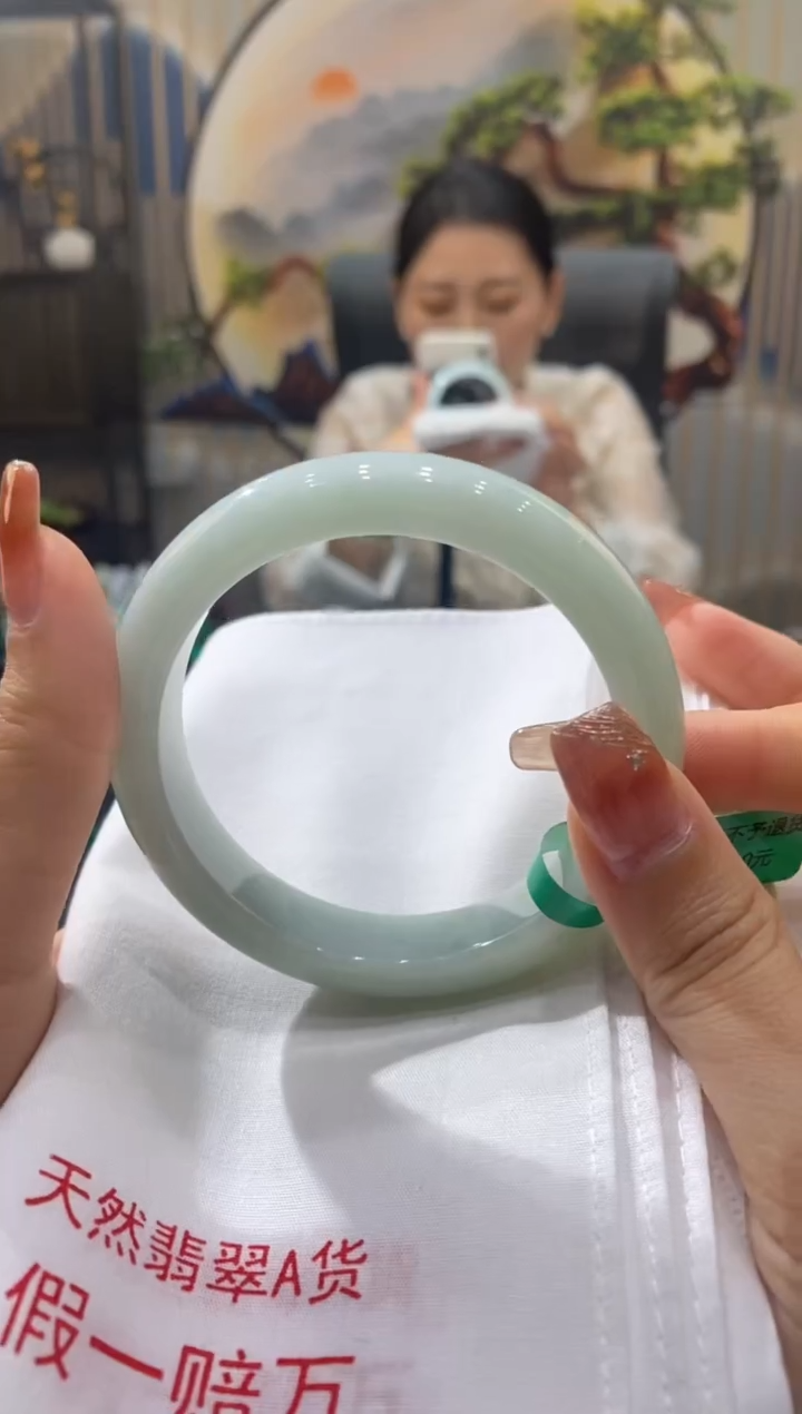【闪购商品】翡翠手镯未镶嵌00004696