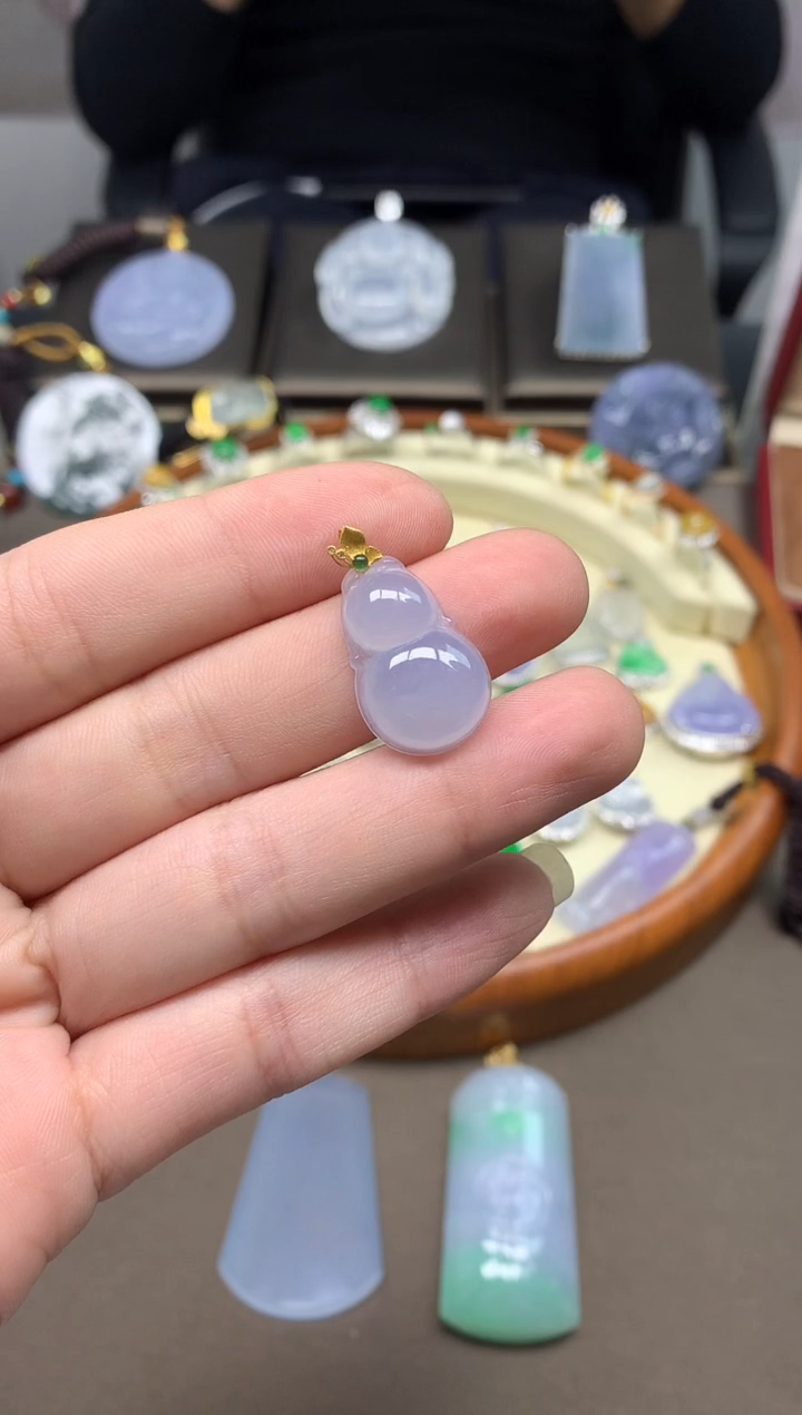 【闪购商品】翡翠吊坠(不含链)18K金镶嵌挂件