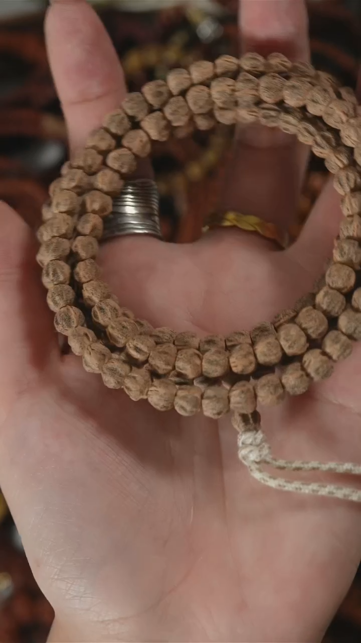 柏香籽/百香籽手串S137脏鬼精工百香长串5+