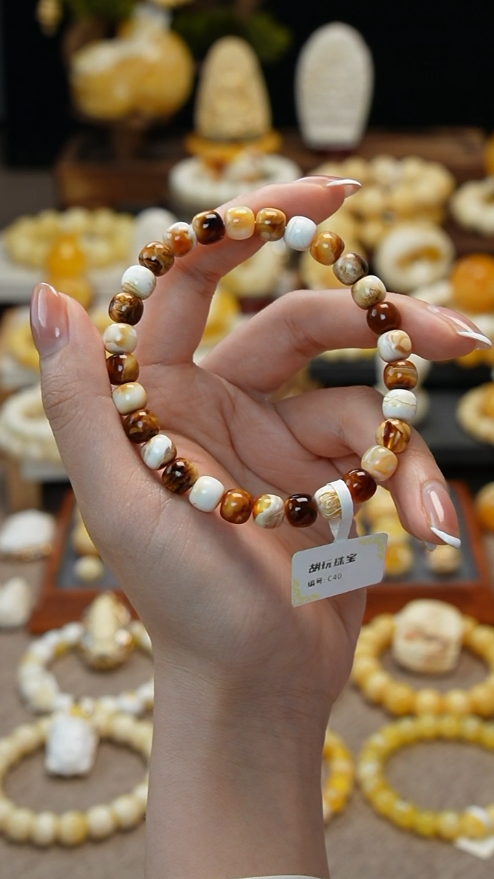 未镶嵌琥珀裸石天然琥珀蜜蜡雕