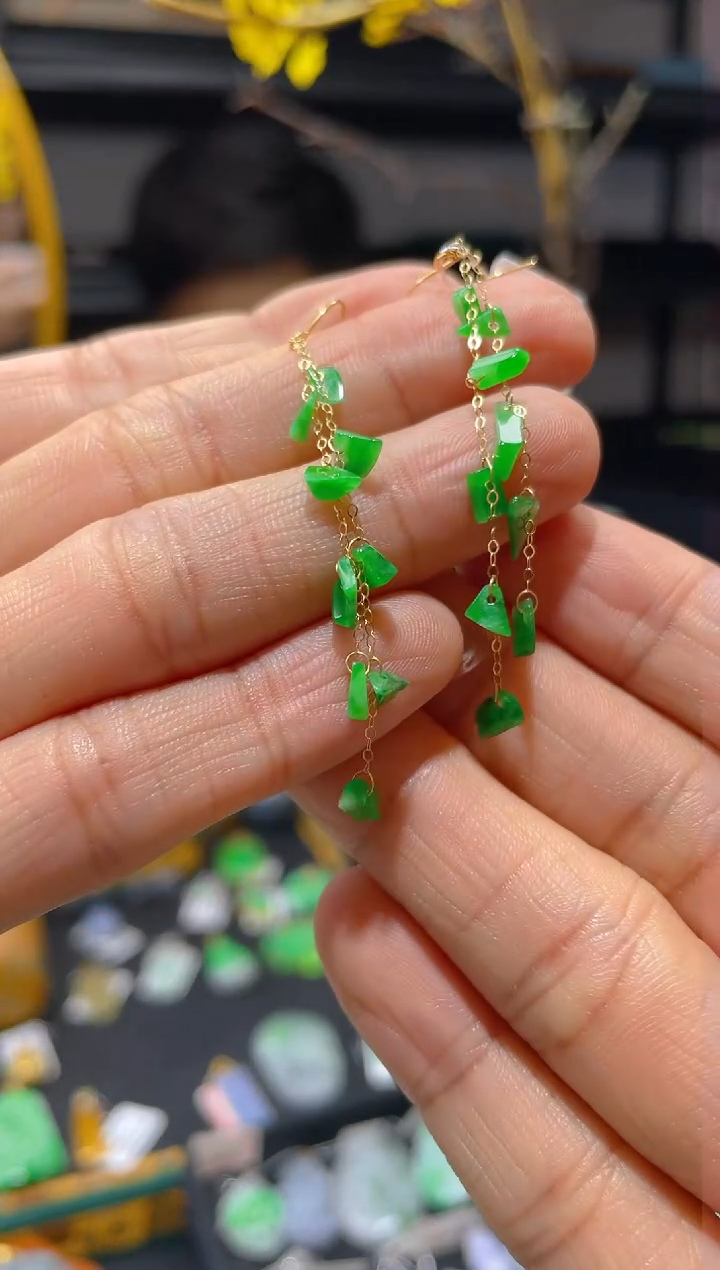 【闪购商品】翡翠颈饰18K金镶嵌假一赔三