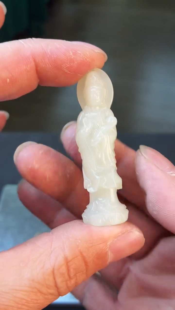 吊坠(不含链)未镶嵌和田玉L7【带绳子】