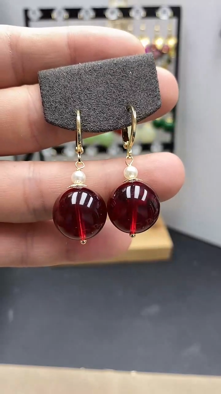 【闪购商品】血珀耳饰银S925镀金镶嵌尺寸16mmZ7