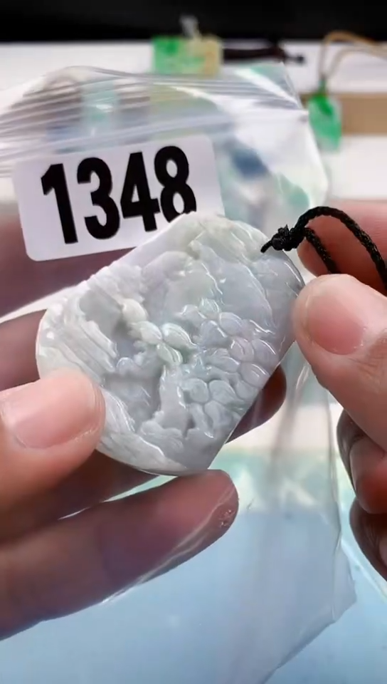 【闪购商品】翡翠挂件未镶嵌天然翡翠吊坠挂件