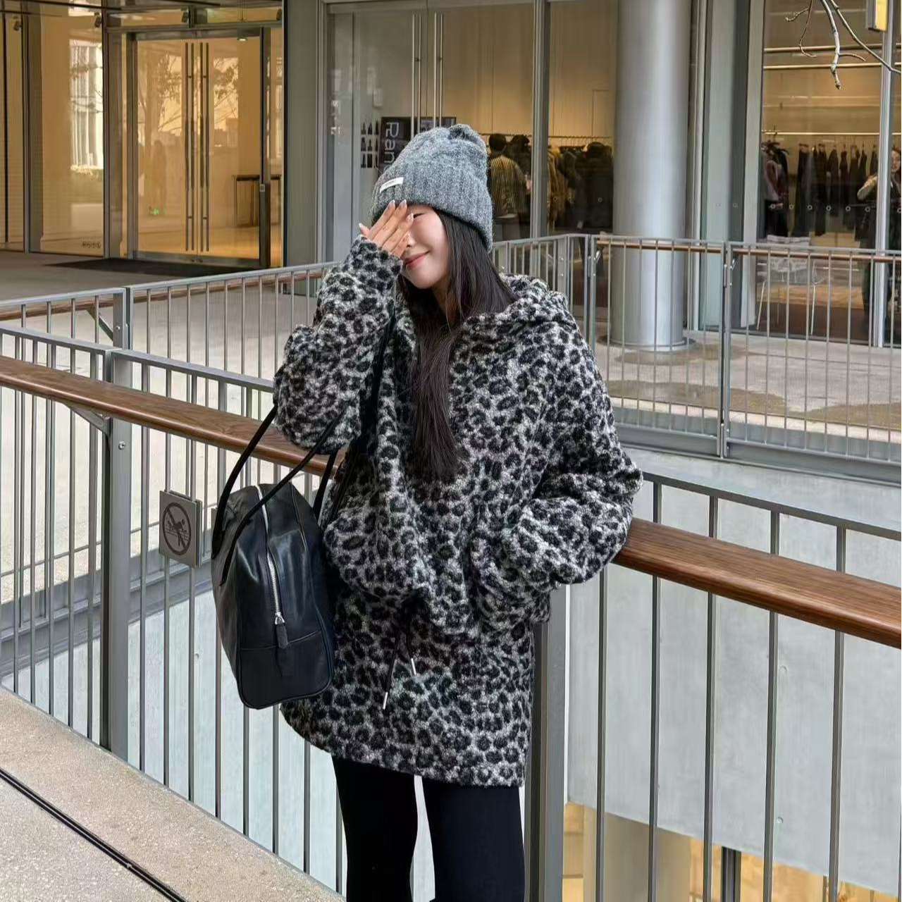 96009豹豹女孩 仿羊羔毛连帽卫衣半裙套装