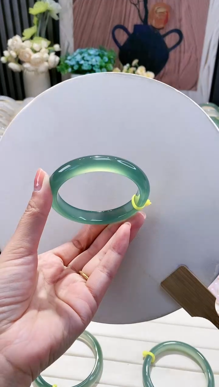 手镯玛瑙/玉髓未镶嵌92-59.1