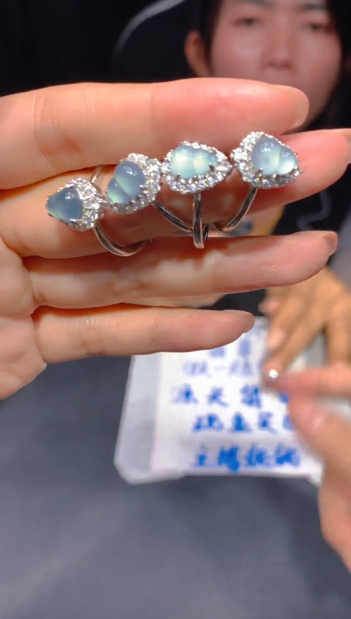 【闪购商品】定制翡翠未镶嵌32多样性发货（发其一）