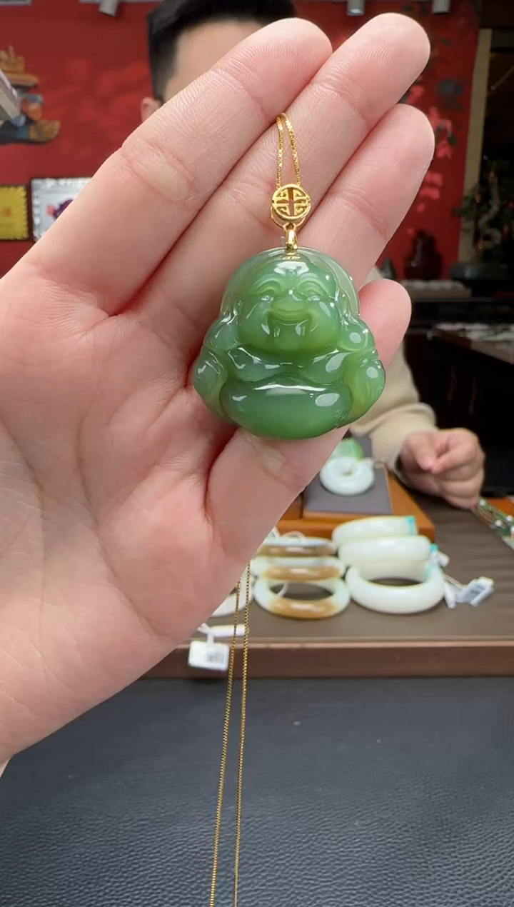 【闪购商品】和田玉颈饰18K金镶嵌碧玉猫佛公