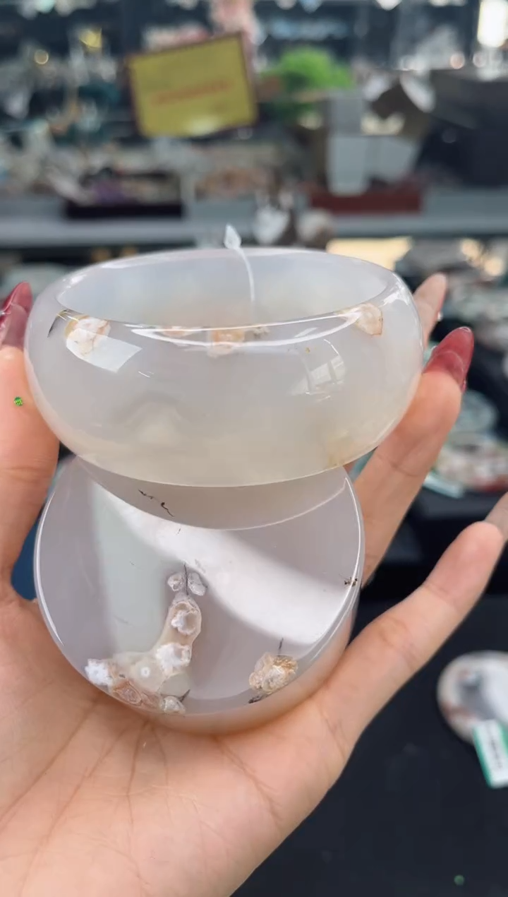 【闪购商品】石英质玉手镯未镶嵌圈6口（赠品镯心）65384412