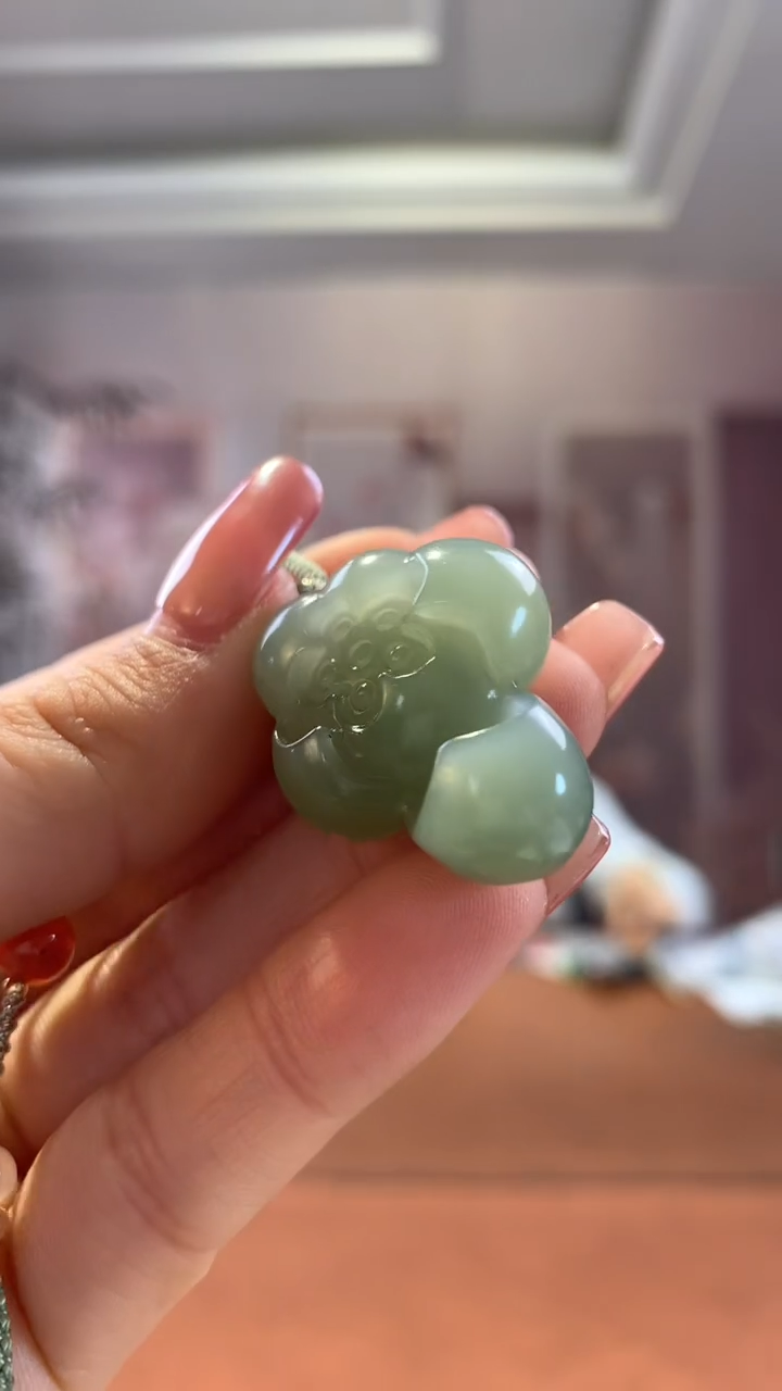 【闪购商品】和田玉挂件未镶嵌晴水莲花