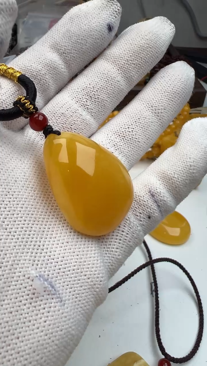 【闪购商品】蜜蜡吊坠(不含链)未镶嵌蜜蜡吊坠