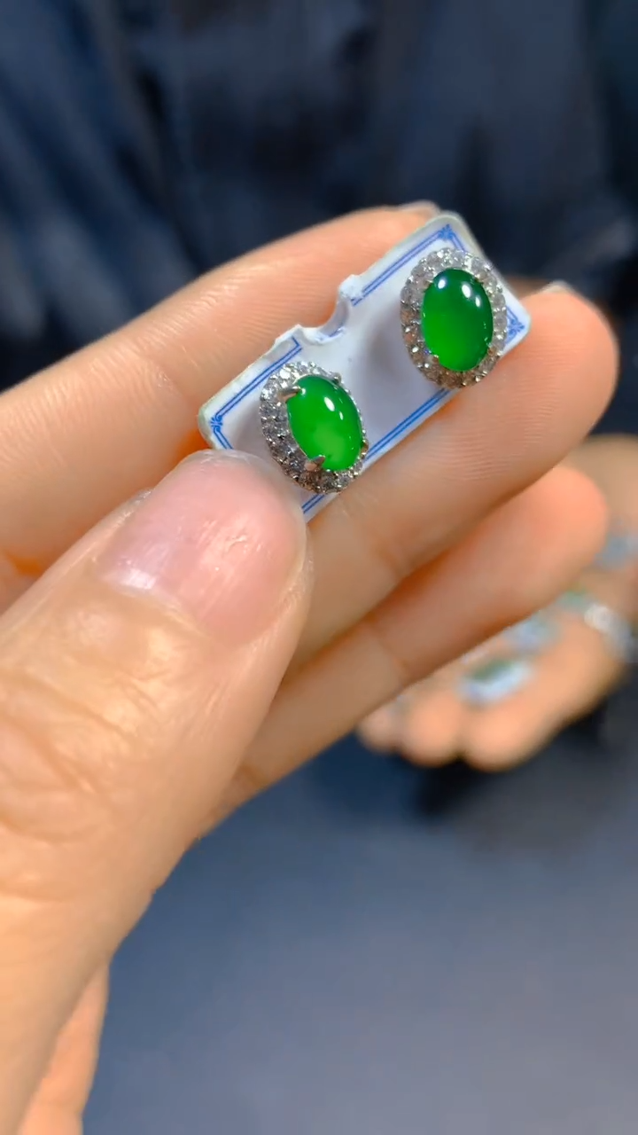 【闪购商品】翡翠耳饰未镶嵌0095537371多样性发一