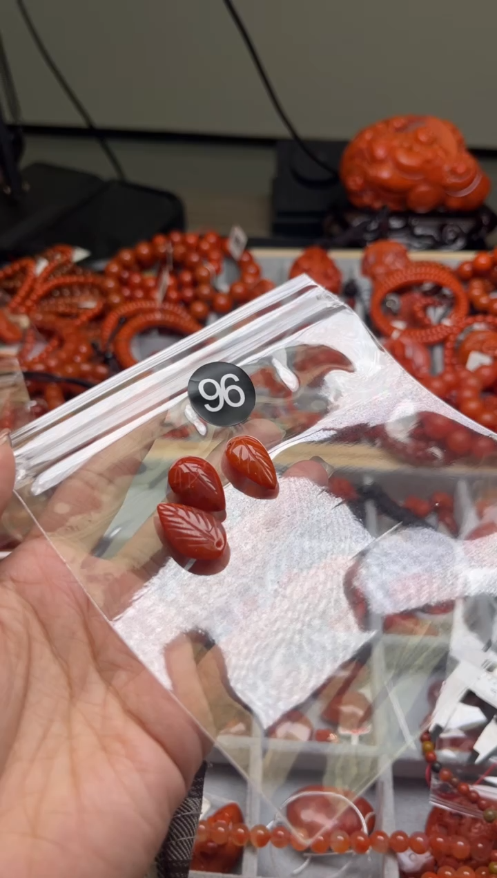 【闪购商品】南红玛瑙珠宝奇石未镶嵌96