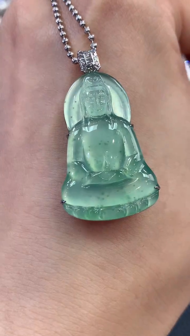 【闪购商品】翡翠吊坠(不含链)18K金镶嵌C25